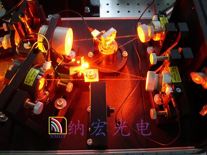 連續(xù)激光器 連續(xù)激光器