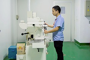 進(jìn)口濾光片鍍膜設(shè)備